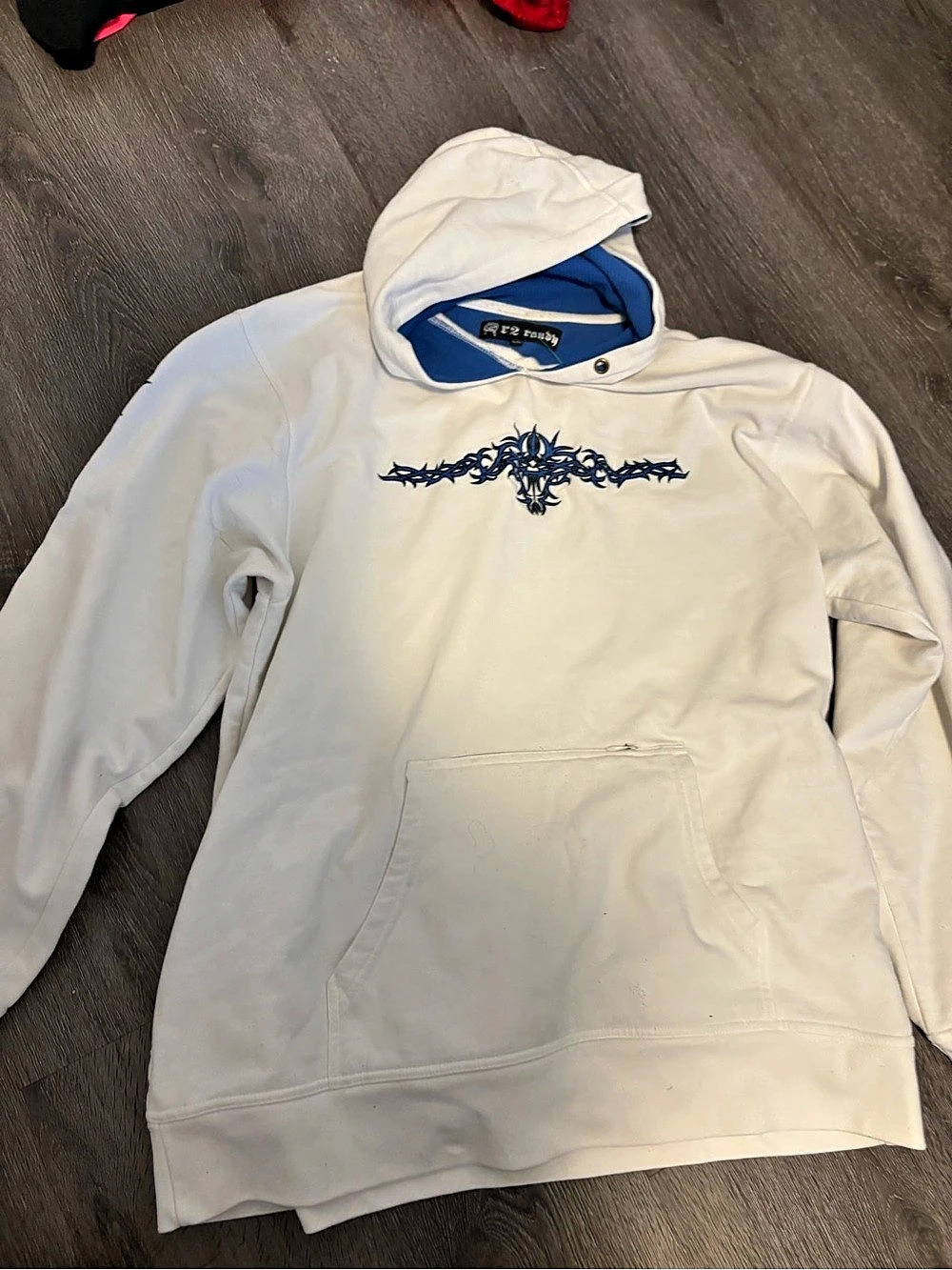 Vintage 12 Randy Embroidered Hoodie in White & Blue Size XL/TC